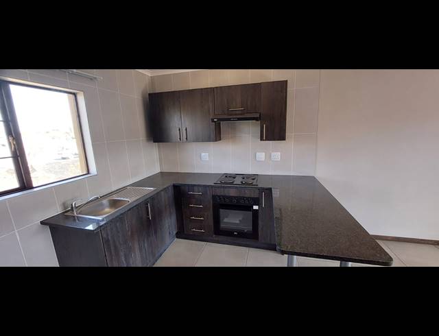 1 BEDROOM APARTMENT RENTED IN KENLEAF